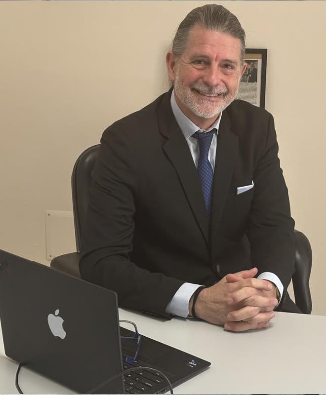 Michael van Driel: “Toward a more accessible and portable ECMO”